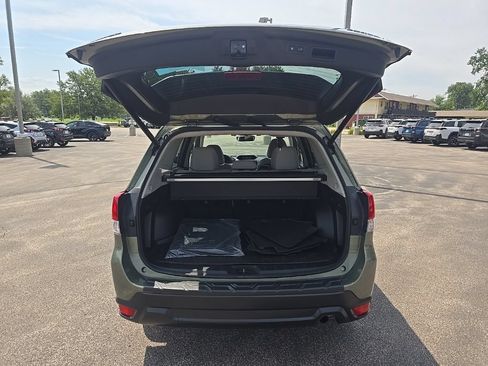 Used 2021 Subaru Forester Premium AWD/4WD image 8