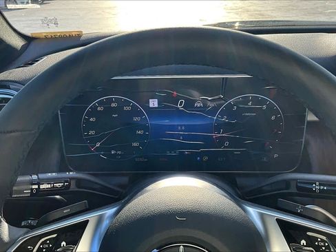 Used 2026 Mercedes-Benz GLC 300 image 25