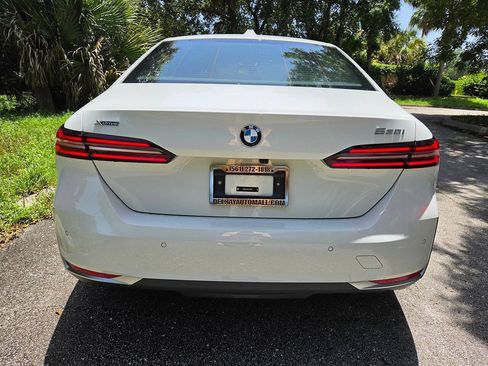 Used 2026 BMW 530i xDrive AWD/4WD image 6