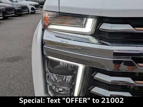 Used 2022 Chevrolet Silverado 3500 High Country w/ Safety Package II image 11