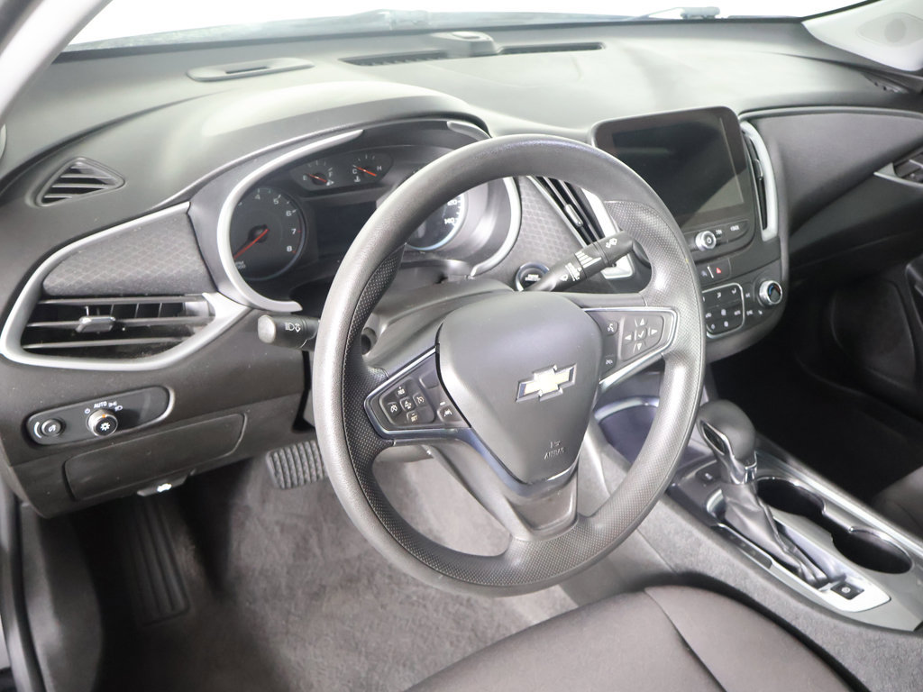Used 2024 Chevrolet Malibu LT FWD image 25