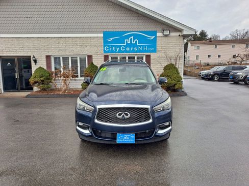 Used 2016 INFINITI QX60 Luxe w/ Deluxe Technology Package image 3