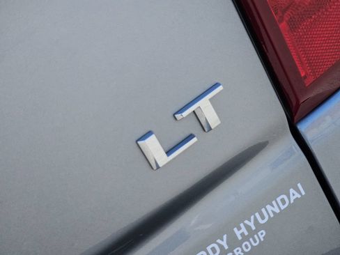 Used 2025 Chevrolet Silverado 1500 LT RWD image 8