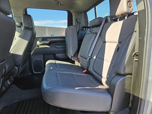 Used 2025 Chevrolet Silverado 3500 LT w/ Trail Boss Package AWD/4WD image 27