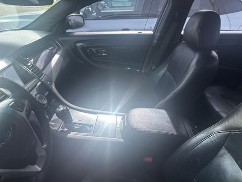 Used 2017 Ford Taurus Limited image 8