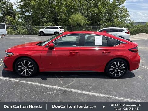 Used 2023 Honda Civic EX-L image 9