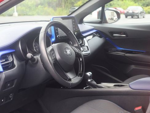 Certified 2021 Toyota C-HR XLE FWD image 16