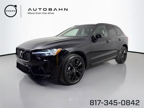 Certified 2023 Volvo XC60 B5 Plus w/ Climate Package AWD/4WD image 1