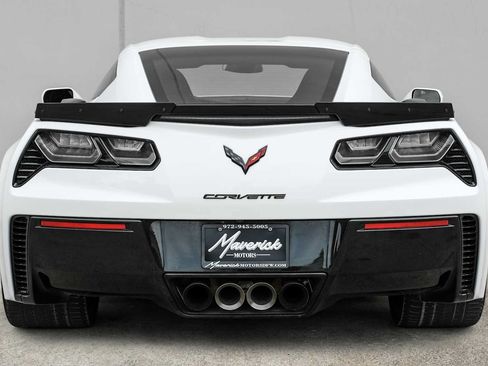 Used 2017 Chevrolet Corvette Z06 RWD image 8