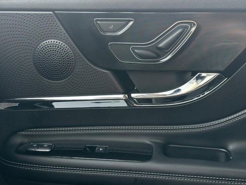 New 2025 Lincoln Corsair AWD image 14