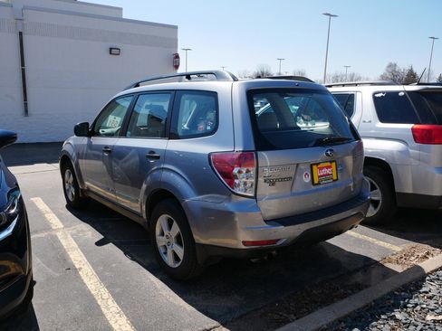 Used 2011 Subaru Forester 2.5X w/ Alloy Wheel Value Pkg AWD/4WD image 4