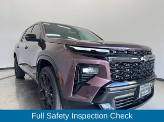 Used 2025 Chevrolet Traverse RS w/ LPO, Floor Liner Package FWD video 1