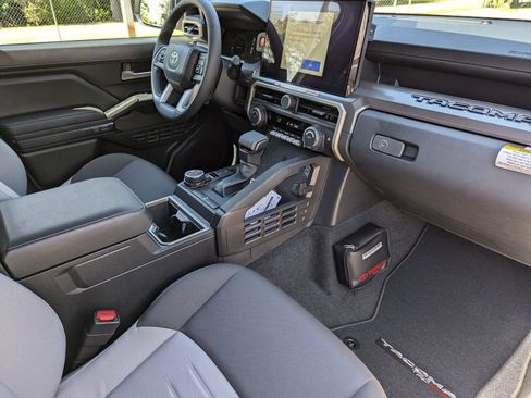 New 2025 Toyota Tacoma TRD Off-Road image 13