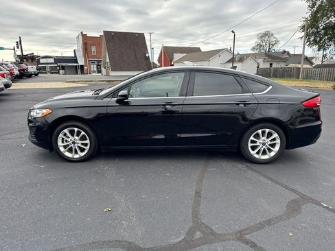 Used 2019 Ford Fusion SE image 4
