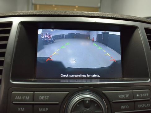 Used 2014 Nissan Armada Platinum w/ Platinum Reserve Package image 28