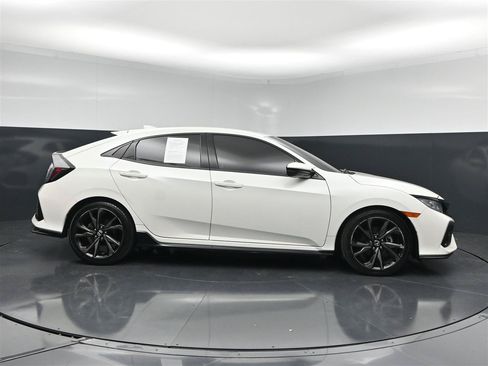 Used 2019 Honda Civic Sport image 4