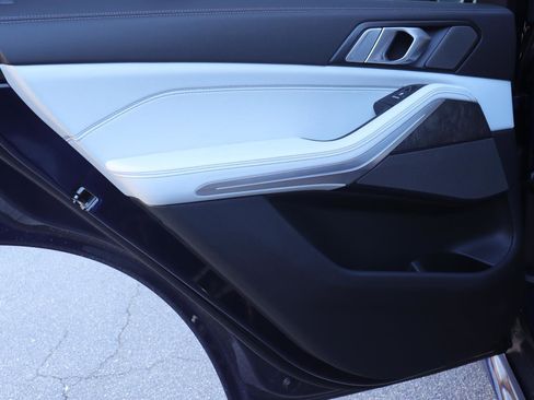 Certified 2024 BMW X5 sDrive40i w/ M Sport Package image 12