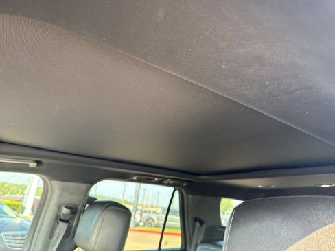 Used 2019 Ford Expedition Limited w/ Equipment Group 301A AWD/4WD image 10