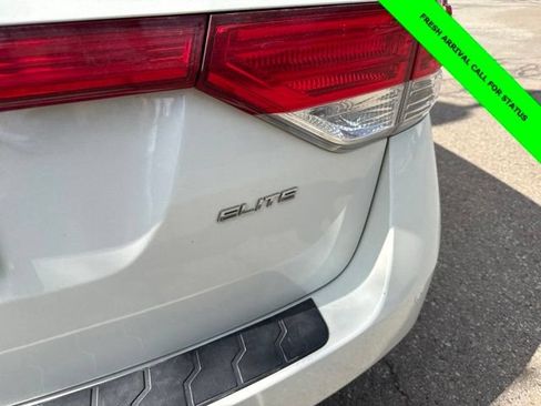 Used 2015 Honda Odyssey Touring Elite image 8