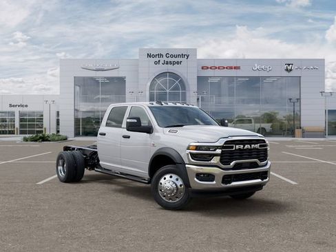 New 2026 RAM 4500 Tradesman AWD/4WD image 5
