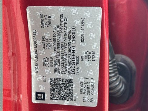 Used 2020 Chevrolet Colorado ZR2 image 36