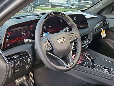 New 2026 Cadillac CT5 V Blackwing image 9