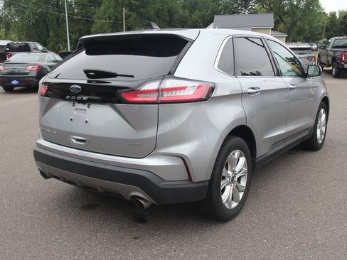Certified 2022 Ford Edge Titanium AWD/4WD image 6