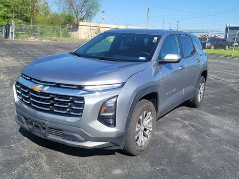 Used 2026 Chevrolet Equinox LT FWD image 5