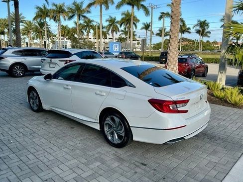 Used 2020 Honda Accord EX image 4
