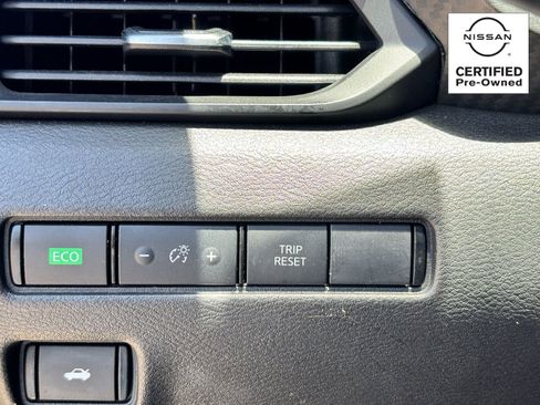 Certified 2025 Nissan Sentra S FWD image 28