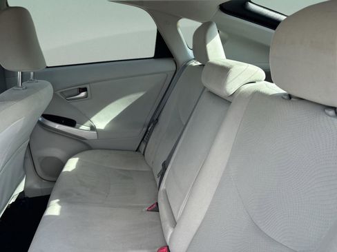 Used 2015 Toyota Prius Three FWD image 18