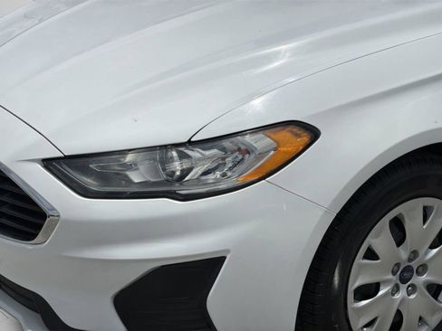 Used 2020 Ford Fusion S FWD image 36