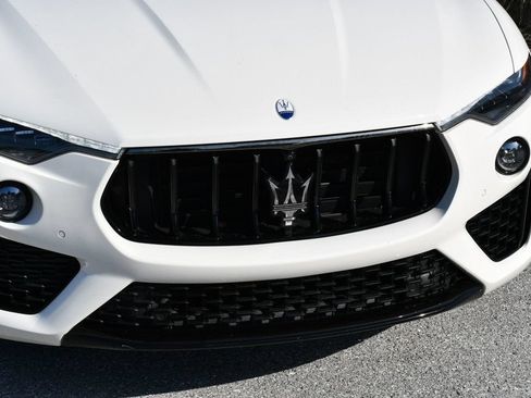Used 2022 Maserati Levante Modena AWD/4WD image 47
