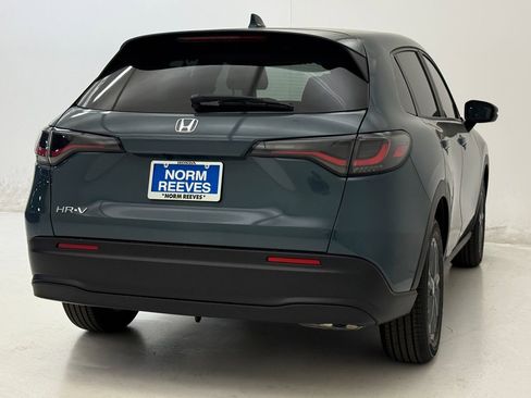 New 2026 Honda HR-V LX image 9