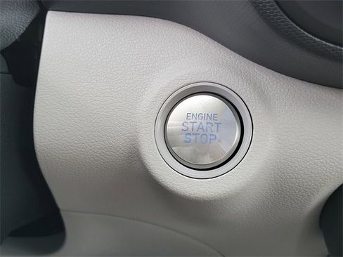 New 2026 Hyundai Venue SEL image 8