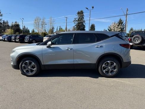 Used 2023 Chevrolet Blazer LT w/ Driver Confidence Package AWD/4WD image 8