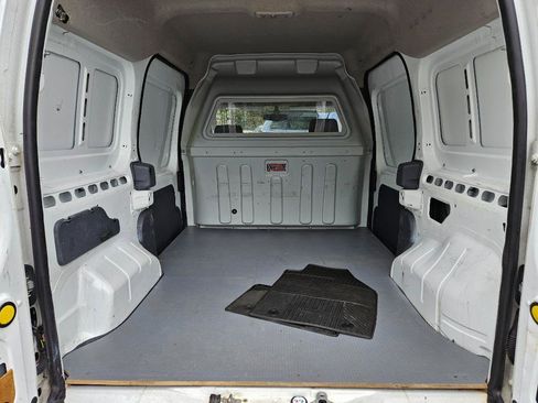 Used 2013 Ford Transit Connect XLT image 13