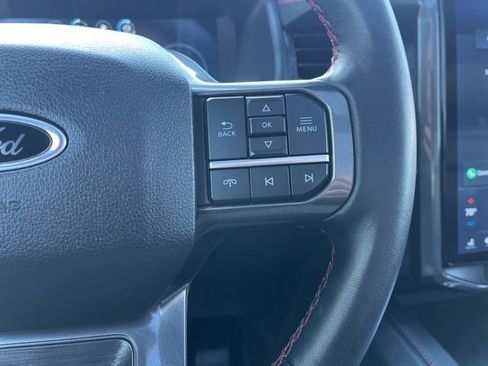 Used 2023 Ford Expedition Limited image 31