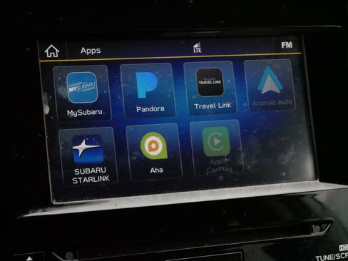 Used 2020 Subaru Forester Premium AWD/4WD image 29