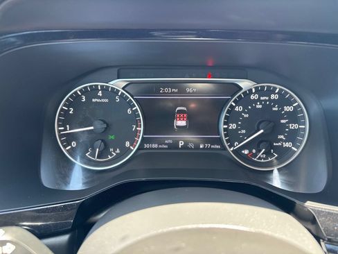 Used 2022 Nissan Pathfinder SV AWD/4WD image 25