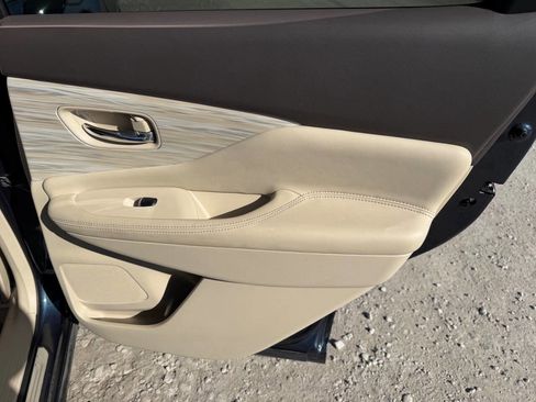 Used 2015 Nissan Murano SL w/ SL Technology Package image 19