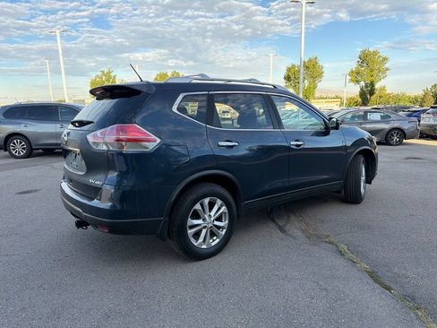 Used 2015 Nissan Rogue SV w/ SV Premium Package AWD/4WD image 4