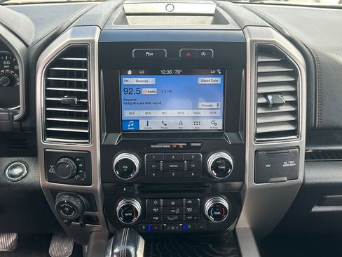 Used 2018 Ford F150 Platinum AWD/4WD image 17