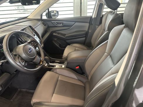Used 2024 Subaru Ascent Onyx Edition image 9