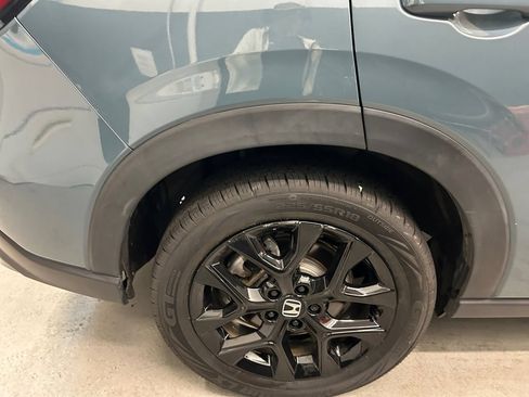 Certified 2024 Honda HR-V Sport image 17