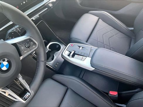 Used 2025 BMW X1 xDrive28i w/ Premium Package image 15