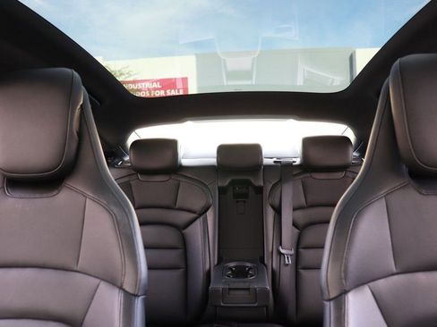 Used 2020 Porsche Taycan 4S image 65