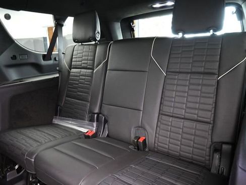 New 2026 Cadillac Escalade ESV Platinum Sport AWD/4WD image 14