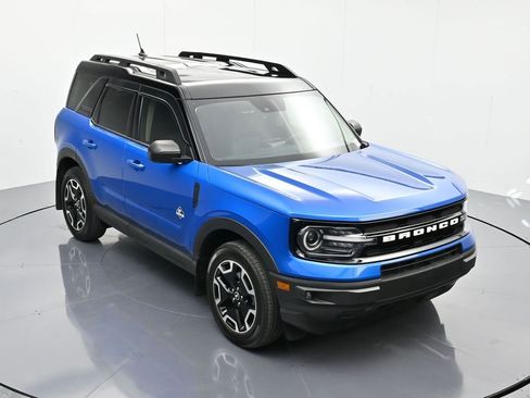 Certified 2022 Ford Bronco Sport Outer Banks w/ Tech Package image 32