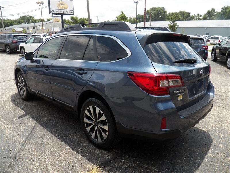 Used 2015 Subaru Outback 3.6R Limited AWD/4WD image 3